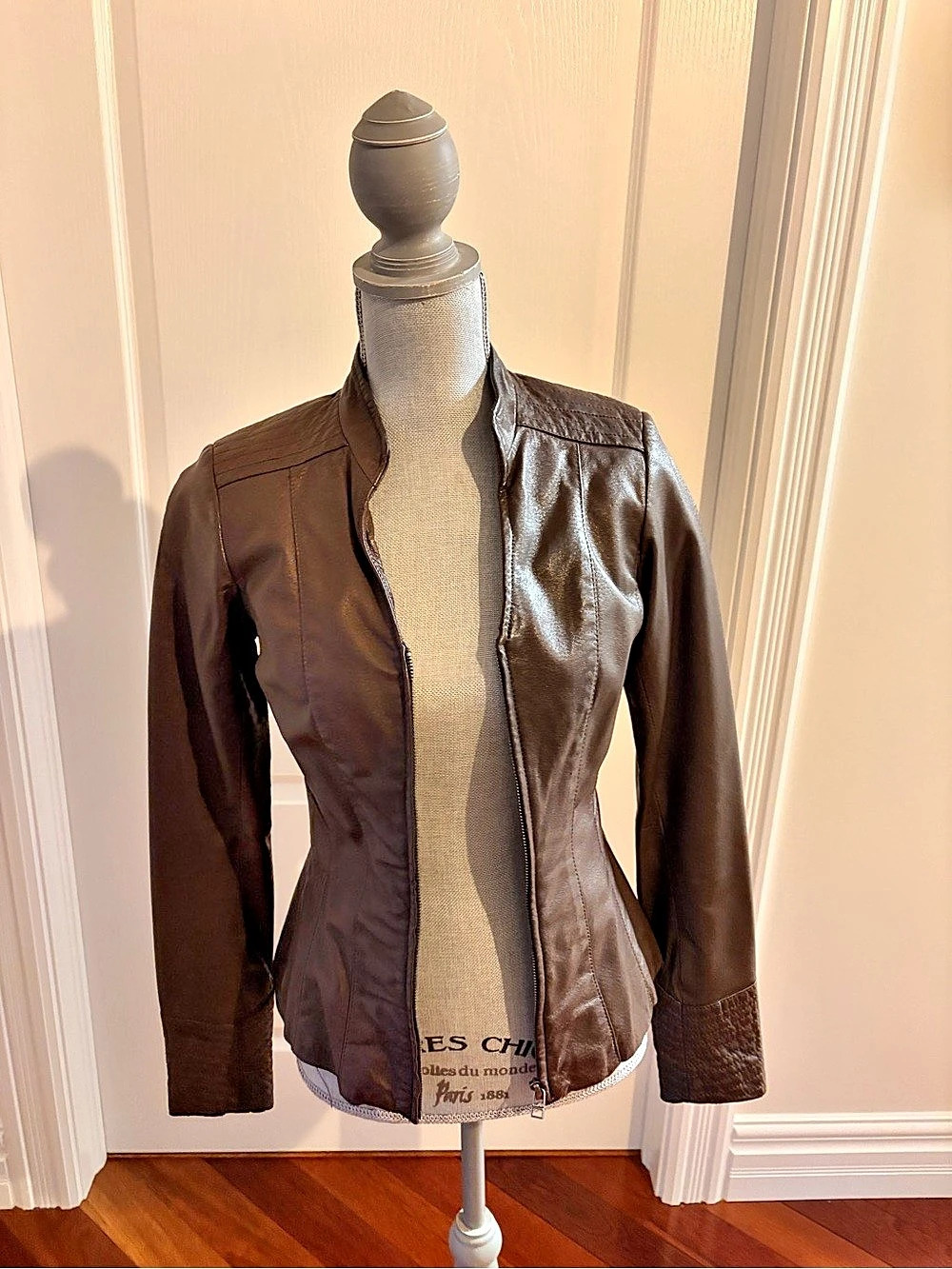 Danier Brown Leather Jacket Size 2XS/2TP